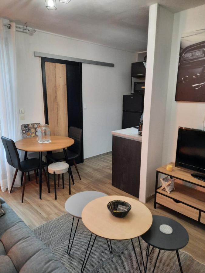 Le Magdad Apartment Rochefort  Ngoại thất bức ảnh