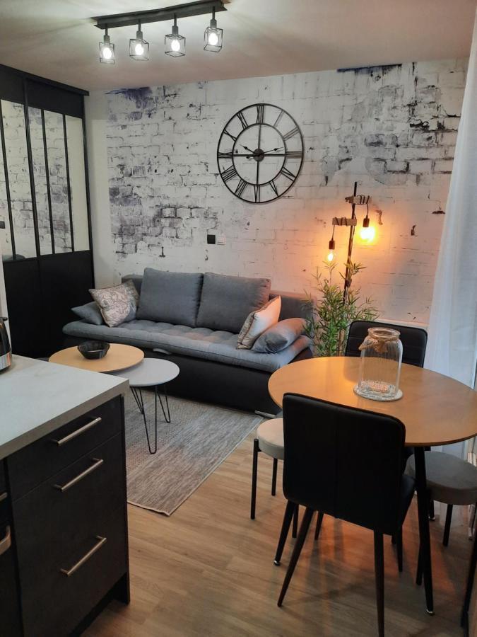 Le Magdad Apartment Rochefort  Ngoại thất bức ảnh